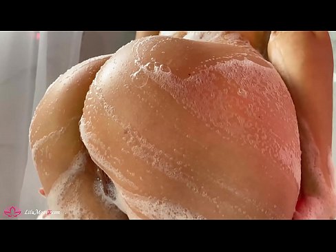 ❤️ Brunetka masturbira pičko z vibratorjem do intenzivnega orgazma pod tušem ❤️ Šukanje na sl.videolucrativo.top ☑